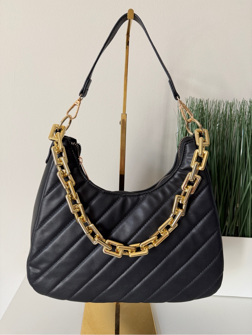 Black Quilted Shoulder Bag Gold Chain Accent Hobo Style Zipper Closure new
